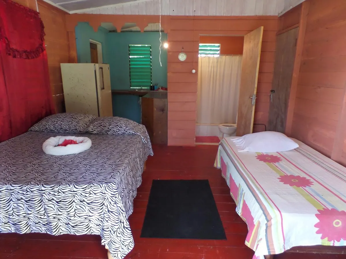 Hotel Jah B'S Cottages On Beach Road-Negril